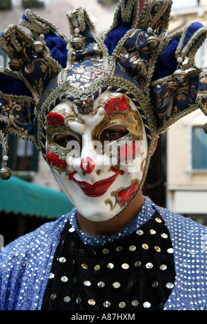 Homme avec un masque, portrait, close-up Banque D'Images