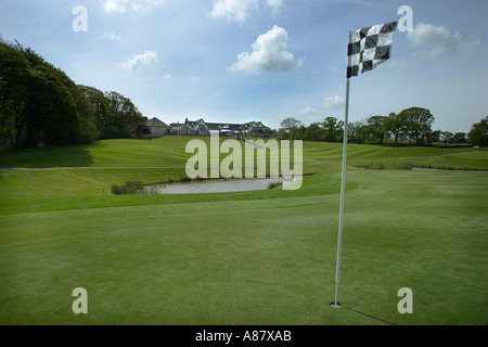 Vue sur le pavillon du 18ème trou de Nigel Mansell s Woodbury Park Golf Course dans le Devon UK Banque D'Images
