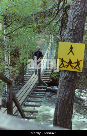 Seul autorisé sur ce pont à Kuusamo, Finlande Banque D'Images