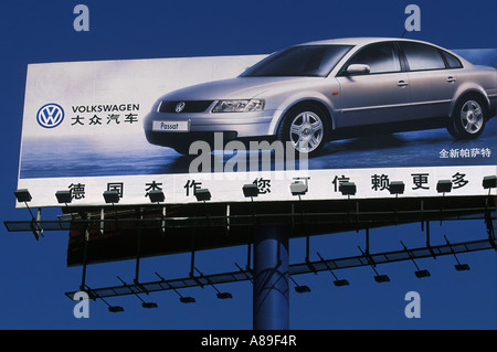 La publicité de Volkswagen à Pékin, Chine. Banque D'Images