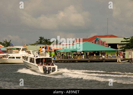 Belize City Belize Tourism Village magasins offres ferry croisière Banque D'Images