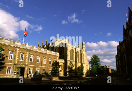 Berkshire Eton High Street et College Chapel Banque D'Images