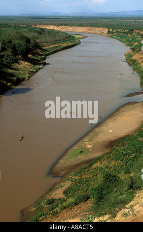 Bateaux traversant la rivière Omo , Kolcho , au Sud Vallée de l'Omo, en Ethiopie Banque D'Images