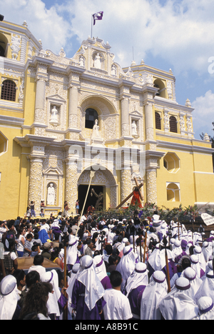 Sacatepequéz Guatemala Antigua Province Semaine Sainte Vendredi Saint Iglesia de La Merced Procession Banque D'Images