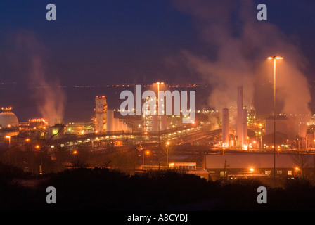 Ineos Runcorn complexe chimique sur les rives de la rivière Mersey River Weaver et Manchester Ship Canal dans Cheshire UK Banque D'Images