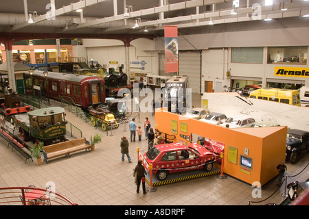 Intérieur de Kelvin Hall Museum of Transport Glasgow Ecosse GB UK Banque D'Images