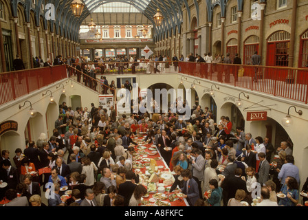 Covent Garden Londres 1990s Royaume-Uni, espace de fête privé à louer. LONDRES 1994 ROYAUME-UNI HOMER SYKES Banque D'Images