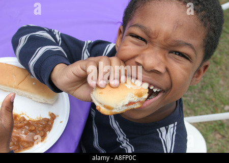 Floride FL South Miami Tropical Park Drug Free Youth in Town DFYIT adolescents adolescents adolescents adolescents adolescents étudiants jeunes club substan Banque D'Images