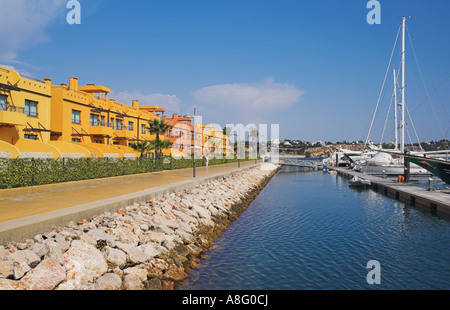 Nouveaux appartements à la Marina de Portimao Algarve Portugal complexe eu Europe Banque D'Images