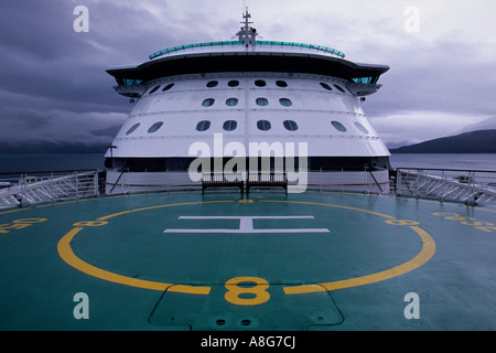 Atterrissage pour hélicoptère sous la pluie, de l'Alaska cruise ship, Alaska, USA Banque D'Images