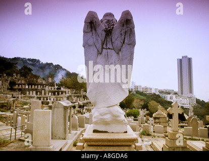 Pok Fu Lam Road cimetière en terrasses de l'île de Hong Kong Chine Extrême Orient Asie du sud-est. Décès Cimetières Pokfulam Historique L'histoire de voyage Paysage Banque D'Images