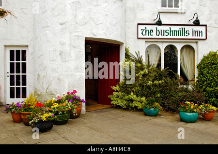 L'Irlande, le comté d'Antrim, Bushmills Inn Banque D'Images