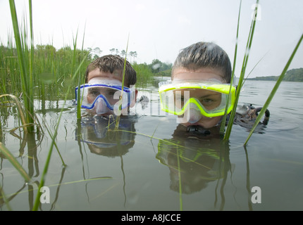 Les plongeurs en herbe de marais Virginia Beach VA Banque D'Images