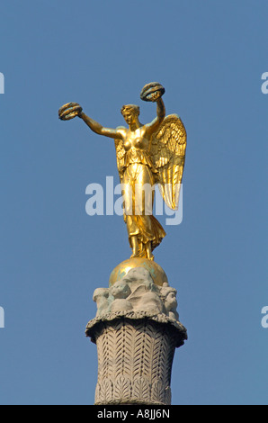 La fontaine du palmier à la place du Châtelet. Paris, France Banque D'Images