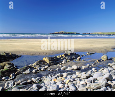 Go PEMBROKESHIRE WALES CARDIGAN POPPIT SANDS BAY ISLAND Banque D'Images