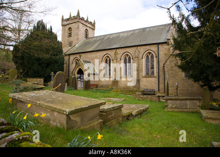 Vue sur St James Church à Taxal près de Whaley Bridge dans le Derbyshire Banque D'Images