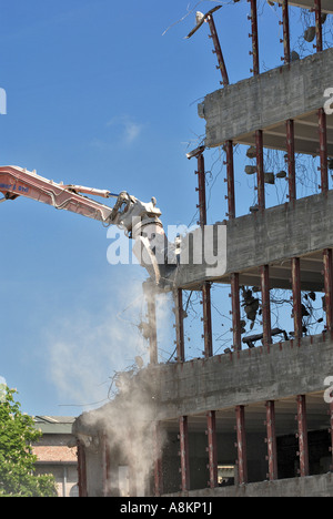 Démolition d'un bâtiment dans la rue Gabelsberger, Munich, Bavière, Allemagne Banque D'Images