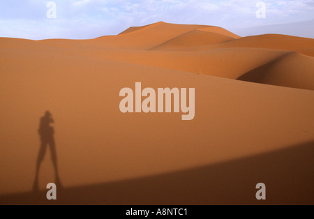 Les dunes de Merzouga - Erg Chebbi, MAROC, Banque D'Images