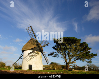 Moulin sous ciel dramatique à tacumshin comté de Wexford Irlande Banque D'Images