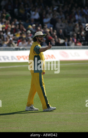 Jason Gillespie Australie Nouvelle-Zélande v ICC Champions trophy 16 Septembre 2004 Banque D'Images