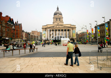 Nottingham's' nouveau mis à Place du marché. La chambre du conseil du centre, près de l'appareil photo est l'eau et de la fontaine salon Banque D'Images