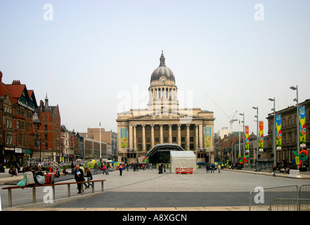 Nottingham's' nouveau mis à Place du marché. Le Conseil vers la gauche, près de l'appareil photo est l'eau et de la fontaine salon Banque D'Images