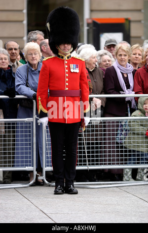 3 avril 2007 Visite de Princesse Royale à Nottingham pour ouvrir la nouvelle Place du Marché refaite Guards Band conductor Banque D'Images