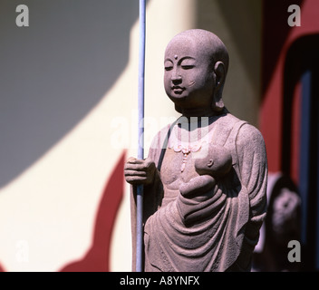 Statue à l'extérieur du Temple, Fukusaiji Nagasaki. Banque D'Images