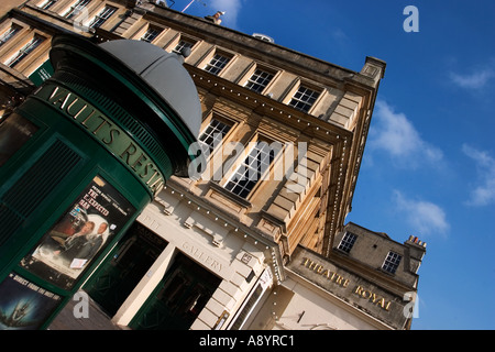 Entrée de côté pour le Nouveau Théâtre Royal de Bath Angleterre Somerset Banque D'Images