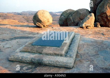 La tombe de Cecil John Rhodes à vue du monde dans le Parc National de Matobo Zimbabwe Afrique Banque D'Images