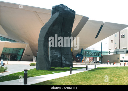 Denver Art Museum expansion, avec l'ancien article en arrière-plan, en Californie Amérique du Nord Banque D'Images