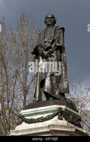 Statue de William Ewart Gladstone au Aldwych London England Banque D'Images