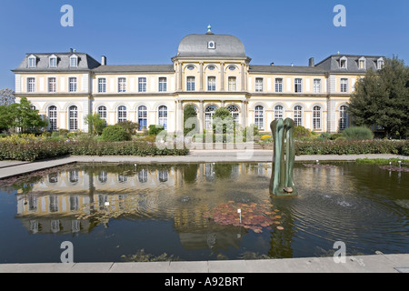 Château Poppelsdorf Clemensruhe, château, jardins botaniques, Bonn, NRW, Allemagne Banque D'Images