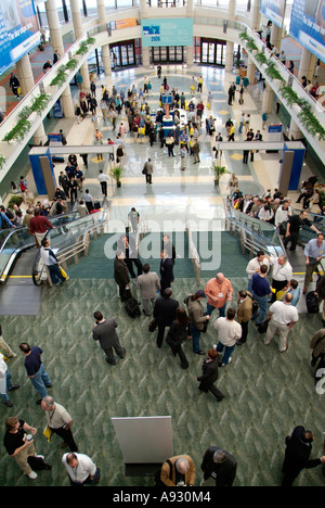 Les participants au congrès à Orange County Convention Center Orlando Floride FL Banque D'Images