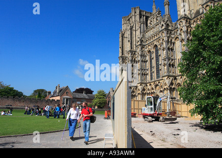 La cathédrale de Wells Somerset une grande partie de la Face Ouest est un chantier en 2007 Banque D'Images