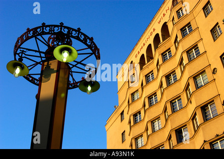 Reumannhof appartements conseil détail de la lampe dans la cour Banque D'Images