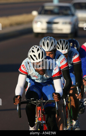 Les cyclistes dans le pick n Pay événement cycliste à Gaborone Botswana Banque D'Images