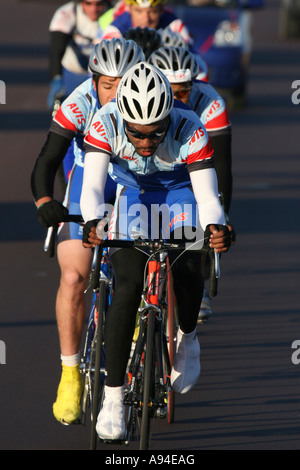 Les cyclistes dans le pick n Pay événement cycliste à Gaborone Botswana Banque D'Images