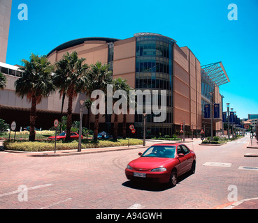 La ville de Sandton et à l'entrée de l'Sandton Convention Centre site de l'occasion du sommet de la Terre de 2002 sur le développement durable Banque D'Images