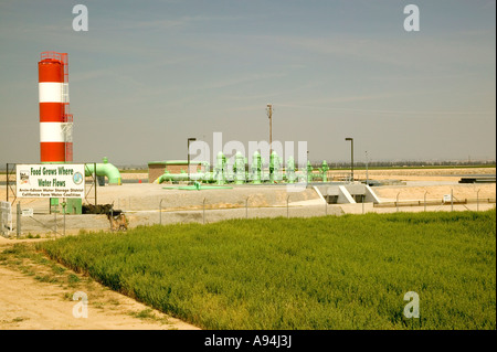 Station de pompage d'irrigation agricole, en Californie Banque D'Images