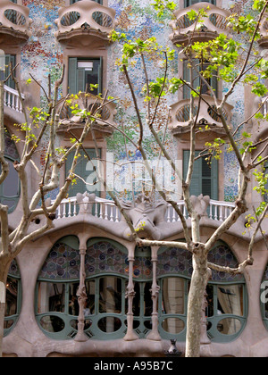 Façade de la Casa Batlló de Barcelone Espagne Banque D'Images