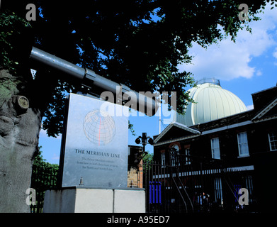 Méridien de Greenwich Observatory au-delà, Greenwich, London, England, UK. Banque D'Images