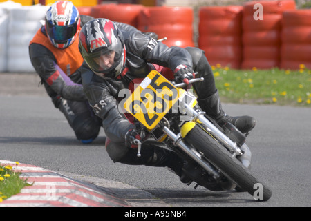 Les courses de moto au circuit de course Trois Soeur Ashton dans Makerfield Wigan Banque D'Images