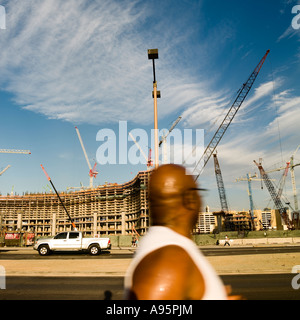 CityCenter construction site Las Vegas Boulevard trottoir modèle ne libération non requis chef distinctif se détourna de shot Banque D'Images