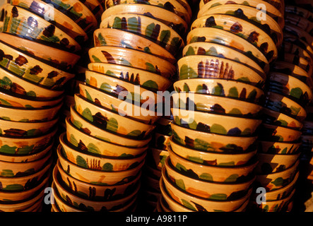 La poterie de style mexicain, samedi, marché Mercado de Abastos, capitale de, Oaxaca de Juarez, Oaxaca State, Mexico Banque D'Images