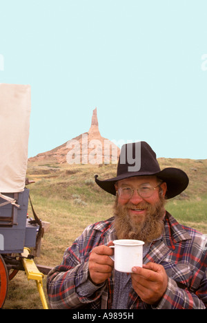 Grâce à l'OREGON TRAIL GUIDE DE VOYAGE WAGON TRAIN BÉNÉFICIE D''une cafetière. CHIMNEY ROCK PRÈS DE BAYARD, Nebraska. Banque D'Images