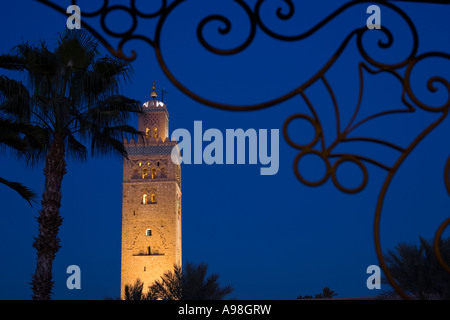 Mosquée de la Koutoubia de nuit. Marrakech. Maroc Banque D'Images