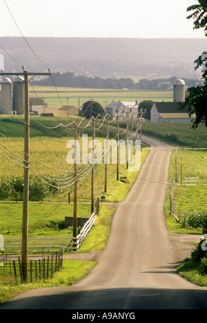 ROAD RURAL LANCASTER PENNSYLVANIE ÉTATS-UNIS Banque D'Images