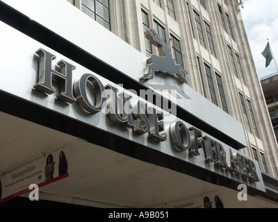 City of westminster W1 Oxford Street West End London shop avant pour House of Fraser department store Banque D'Images