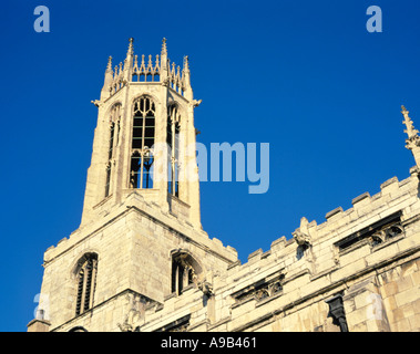 Pierre ornée de clocher octogonal de l'église All Saints, St Helen's Square, City of York, North Yorkshire, Angleterre, Royaume-Uni. Banque D'Images